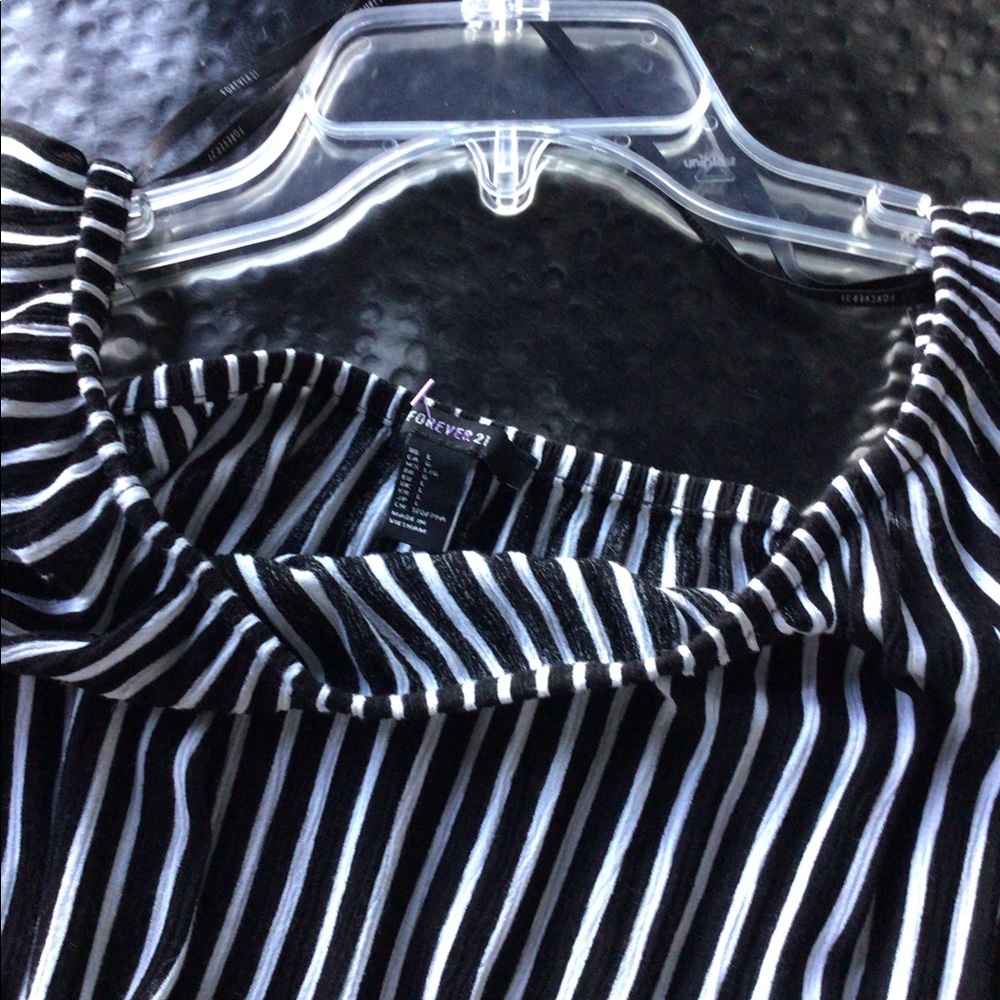 Romper - Picture 2 of 3